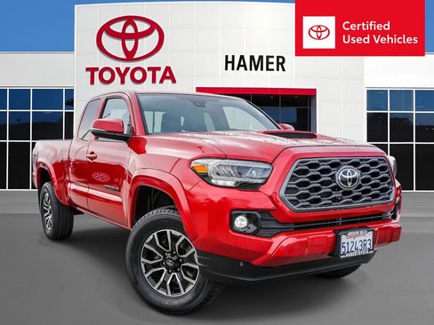 Certified 2022 Toyota Tacoma TRD Sport image 1
