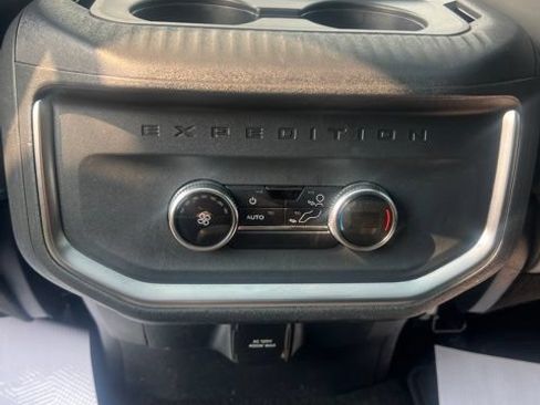 Used 2025 Ford Expedition Max Active AWD/4WD image 20