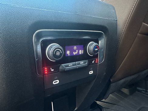 Used 2022 Chevrolet Tahoe High Country image 22