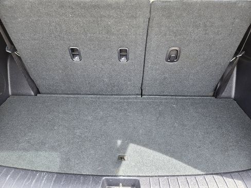 Used 2024 Hyundai Palisade Limited image 33