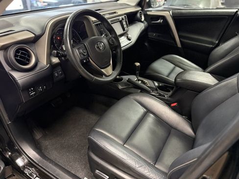 Used 2015 Toyota RAV4 Limited AWD/4WD image 16