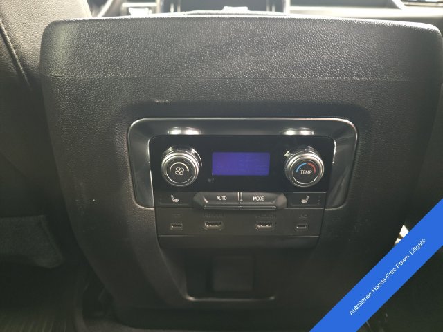 Used 2026 GMC Yukon AT4 w/ AT4 Premium Plus Package AWD/4WD image 16