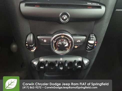 Used 2011 MINI Cooper Hardtop image 25