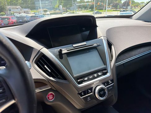 Used 2020 Acura MDX SH-AWD w/ Technology Package image 11