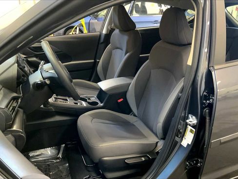 Certified 2024 Subaru Impreza 2.0i image 8