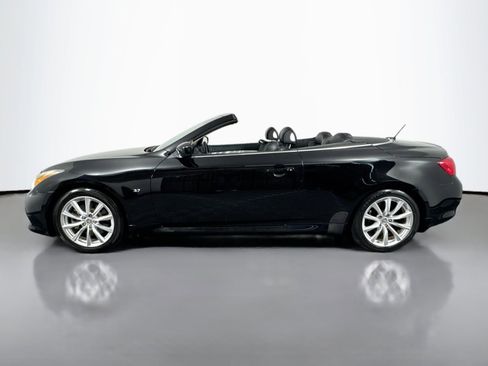 Used 2014 INFINITI Q60 Convertible w/ Premium Package image 9