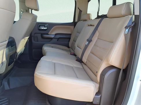 Used 2018 GMC Sierra 3500 Denali w/ Duramax Plus Package image 17