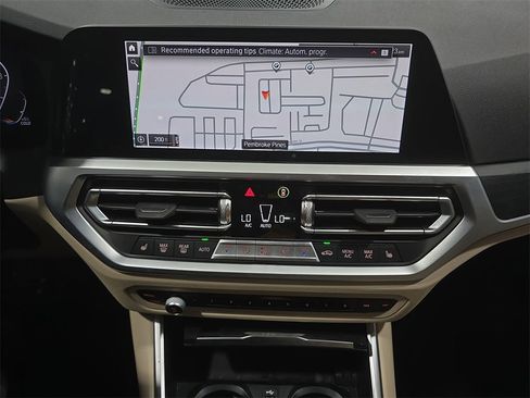 Certified 2022 BMW 430i Gran Coupe w/ M Sport Package image 17