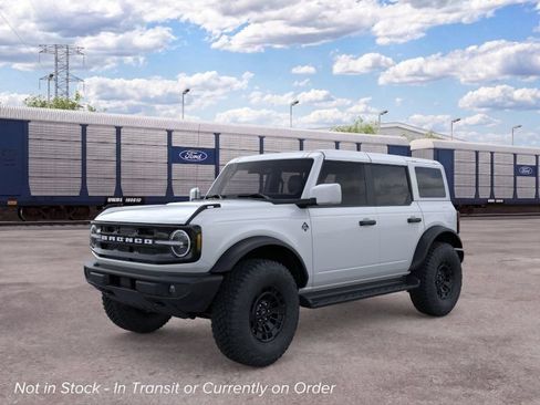 New 2026 Ford Bronco Outer Banks w/ Sasquatch Package AWD/4WD image 1