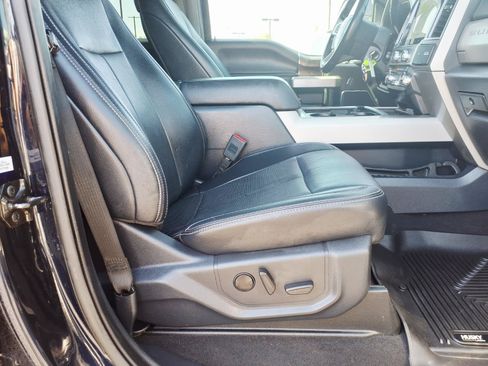 Certified 2022 Ford F250 Lariat AWD/4WD image 11