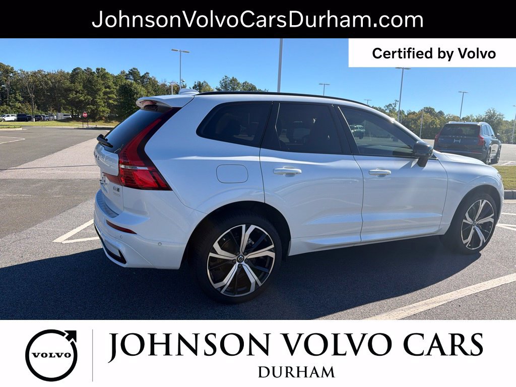 Certified 2025 Volvo XC60 B5 Ultra w/ Protection Package Premier AWD/4WD image 9