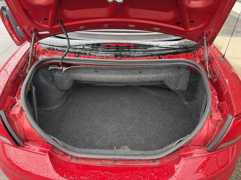 Used 2004 Chrysler Sebring LXi image 15