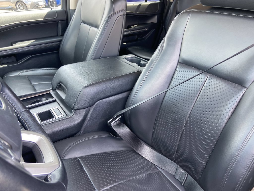 Used 2022 Ford Expedition XLT RWD image 16