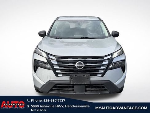 Used 2024 Nissan Rogue S AWD/4WD image 6