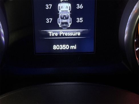 Used 2018 Jeep Wrangler Unlimited Sport S image 12