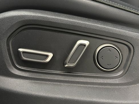 Used 2023 Rivian R1S Adventure image 12