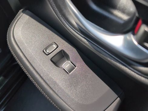 Used 2025 Honda HR-V EX-L image 45
