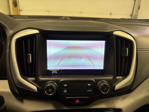 Used 2020 GMC Terrain SLT w/ Preferred Package image 20