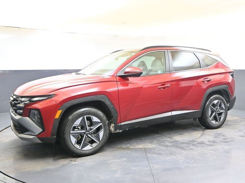 Certified 2025 Hyundai Tucson SEL image 2