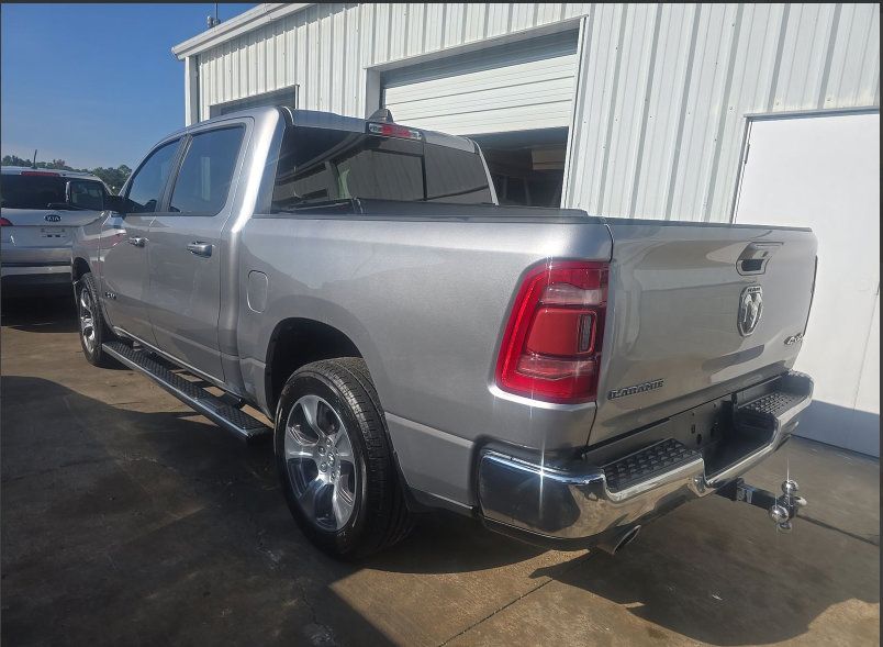 Used 2023 RAM 1500 Laramie AWD/4WD image 4
