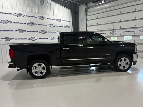 Used 2017 Chevrolet Silverado 1500 LTZ w/ Sport Package AWD/4WD image 6