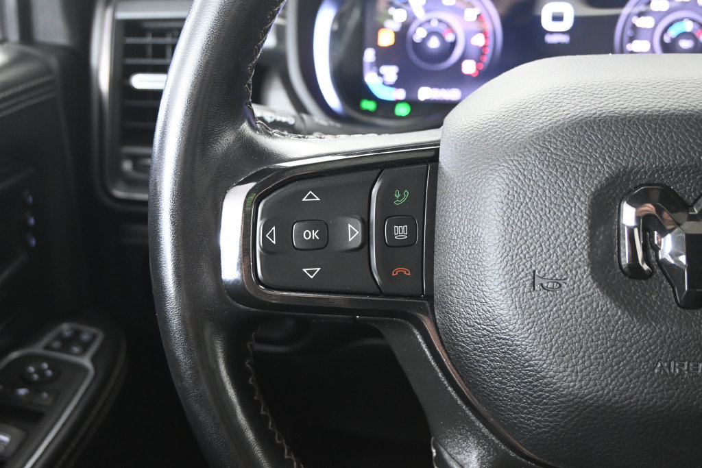 Used 2023 RAM 3500 Limited AWD/4WD image 36