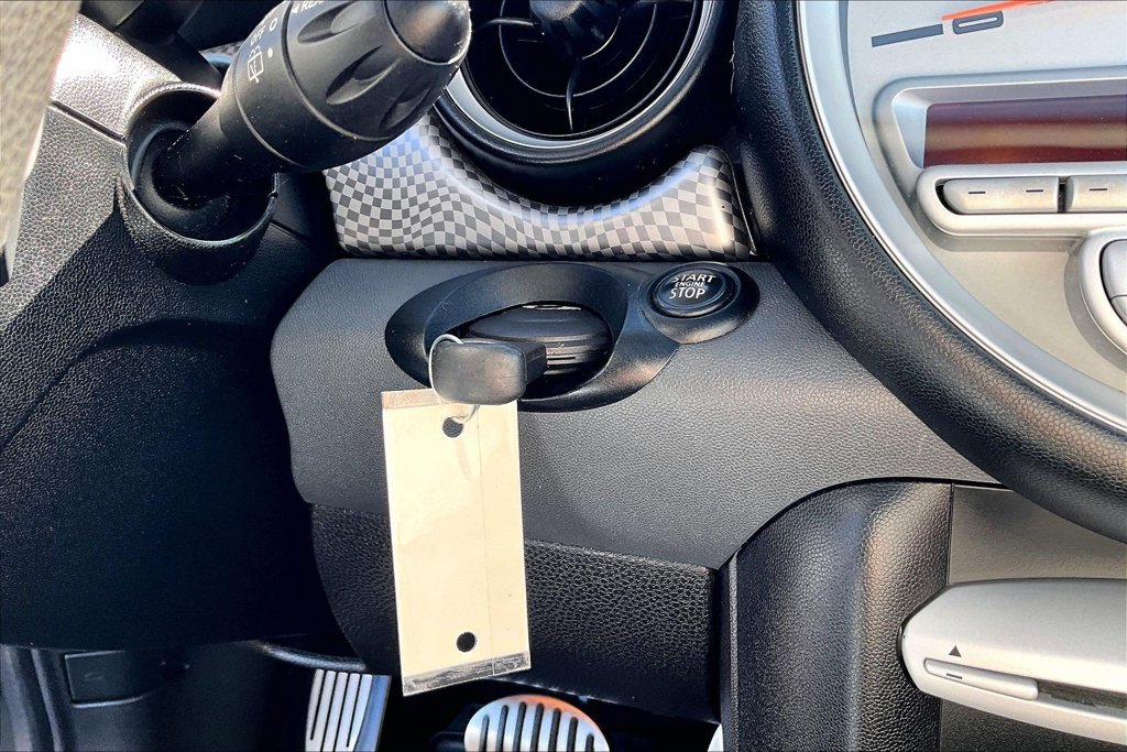 Used 2010 MINI Cooper S FWD image 21