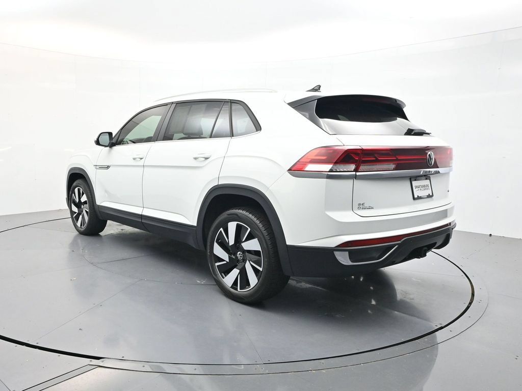 Used 2024 Volkswagen Atlas Cross Sport SE AWD/4WD image 5