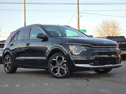 Used 2023 Kia Niro EX Touring