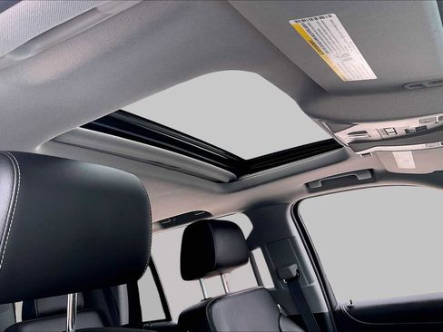 Used 2016 Chevrolet Tahoe LTZ RWD image 14