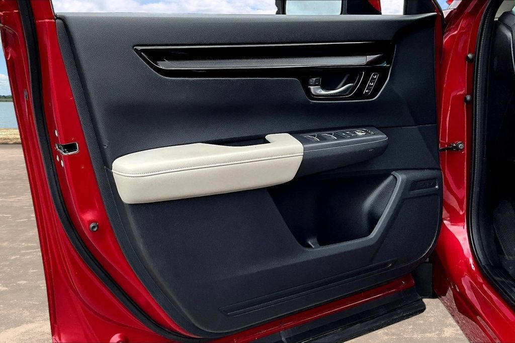 Used 2025 Honda CR-V EX-L image 19