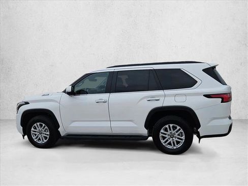 Used 2025 Toyota Sequoia SR5 AWD/4WD image 8