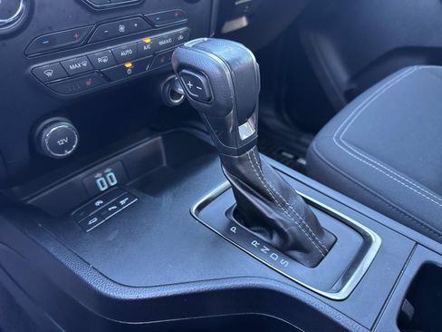 Used 2019 Ford Ranger XLT w/ Equipment Group 302A Luxury image 26