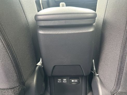 New 2026 Toyota Prius SE image 9