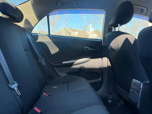 Used 2010 Toyota Corolla S image 20
