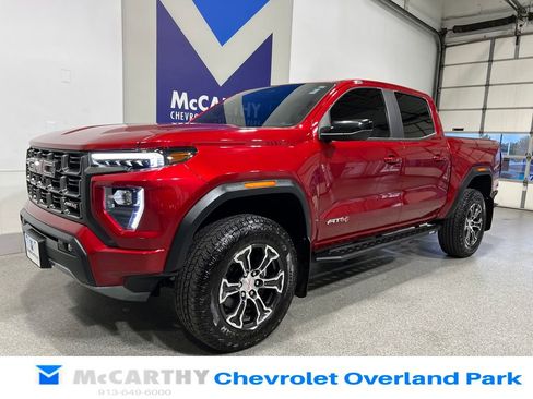 Used 2023 GMC Canyon AT4 w/ AT4 Premium Package AWD/4WD image 11