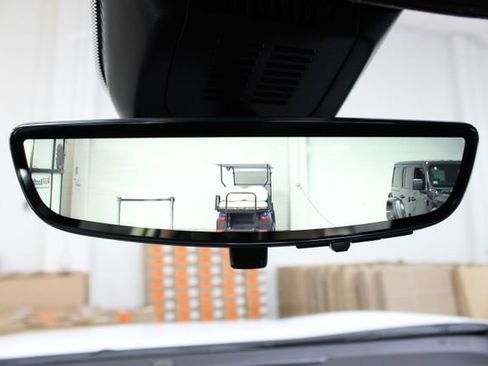 New 2026 Chevrolet Equinox LT image 3