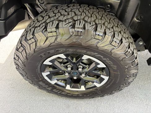 Used 2025 Jeep Wrangler Unlimited Rubicon 4xe w/ Safety Group AWD/4WD image 14
