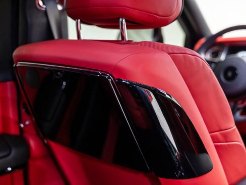 Used 2019 Rolls-Royce Phantom Sedan image 85