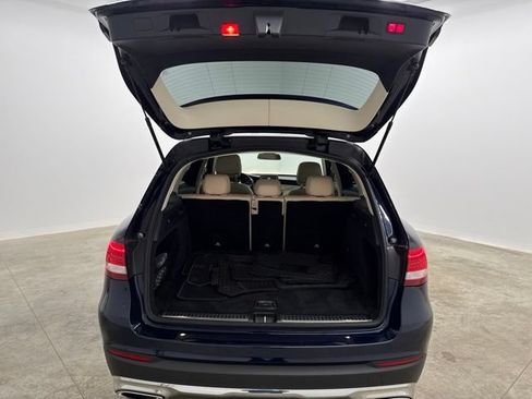 Used 2019 Mercedes-Benz GLC 300 4MATIC image 37