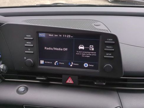 New 2026 Hyundai Elantra Sport FWD image 17