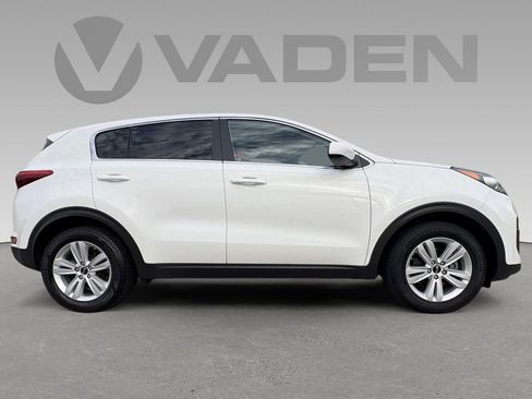 Used 2019 Kia Sportage LX image 7