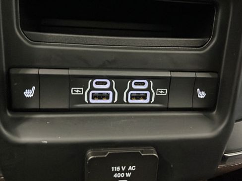Used 2025 RAM 1500 Laramie w/ Laramie Southwest Edition AWD/4WD image 35