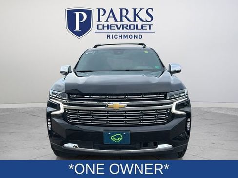 Used 2023 Chevrolet Suburban Premier AWD/4WD image 2