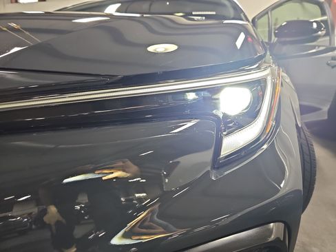 Used 2025 Toyota Corolla FX w/ Convenience Package image 31