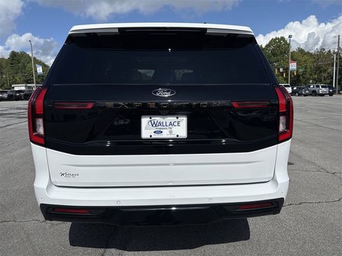 New 2025 Ford Expedition Tremor image 5
