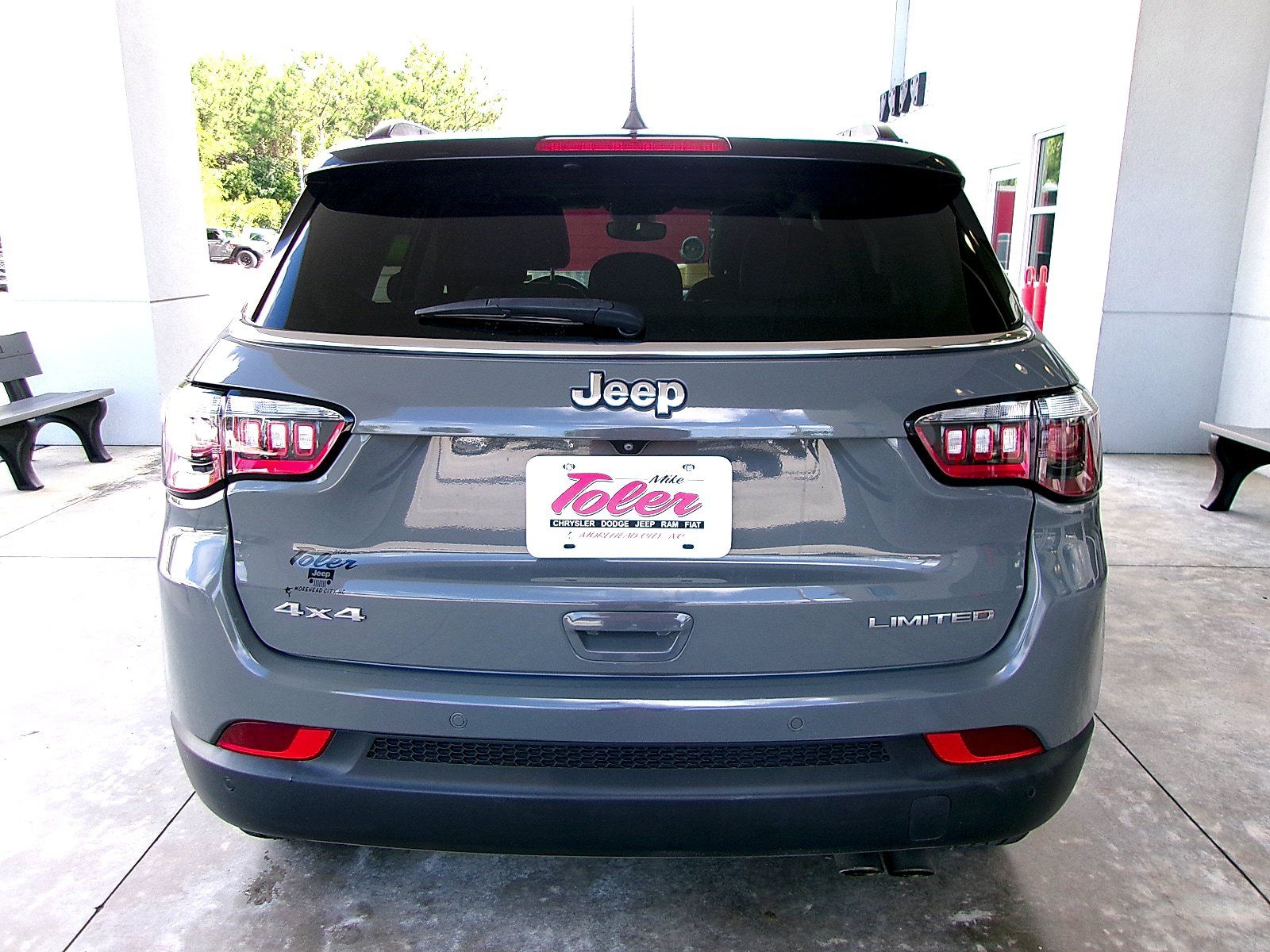Used 2022 Jeep Compass Limited w/ Sun and Sound Group AWD/4WD image 21