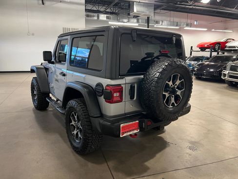 Used 2018 Jeep Wrangler Rubicon AWD/4WD image 5