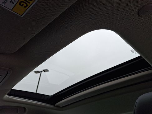 Certified 2025 Honda Accord EX-L image 14