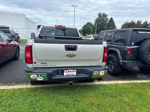 Used 2008 Chevrolet Silverado 2500 LT AWD/4WD image 8